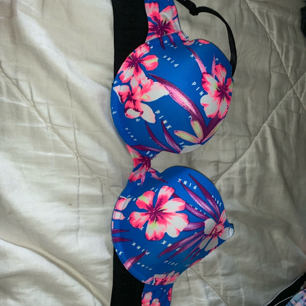pink bra